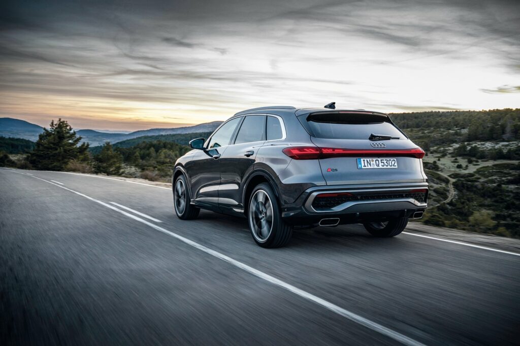 audi-q5-2_op